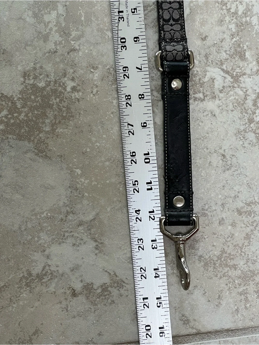 Rare VTG Retired Coach Signature C Leather Dog Leash
